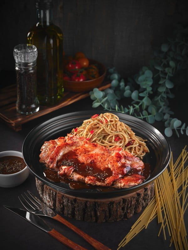 Chicken-Steak-Aglio-Olio