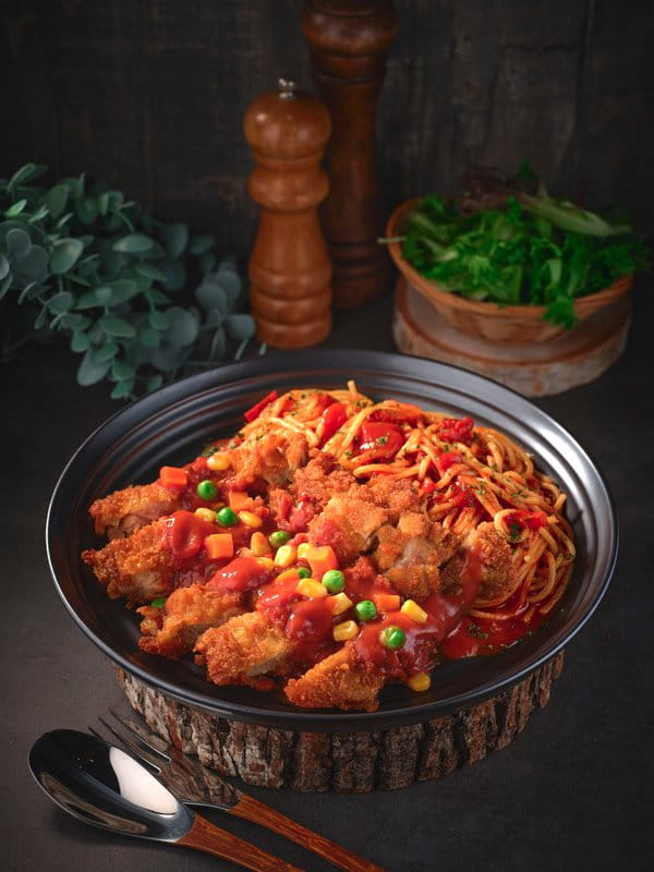 Hainanese-Chicken-Cutlet-Marinara